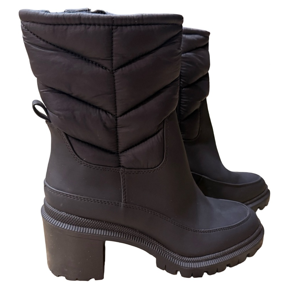 INC Black Puffer Ankle Boots Lug Sole 2.5in Block Heel Sz 8 Sulu01 - Picture 8 of 13